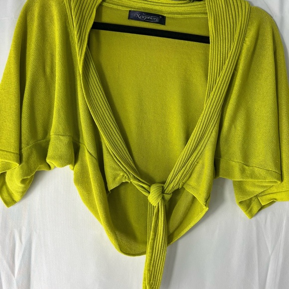 Vibrant Green Women's Tie-Front Shrug - Picture 2 of 9